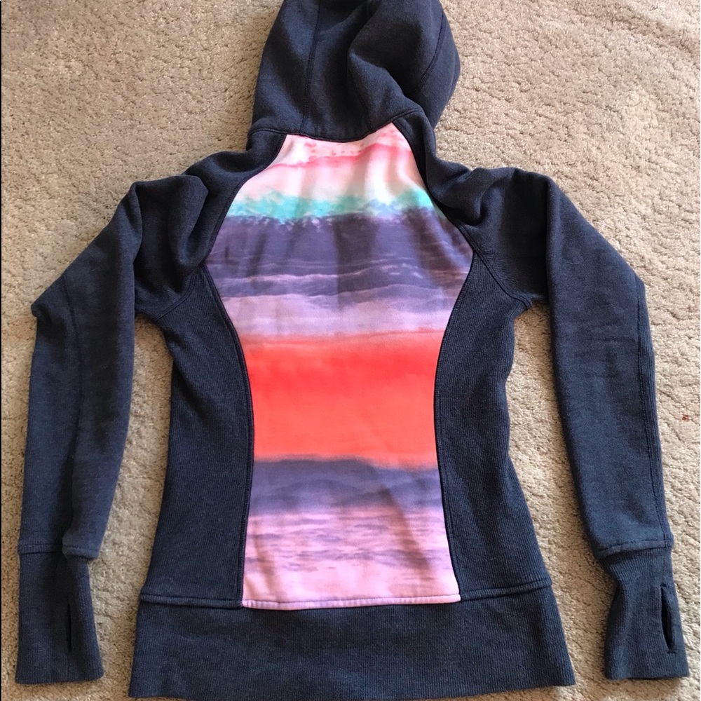 RARE LULULEMON BEACHSCAPE HOODIE JACKET 4